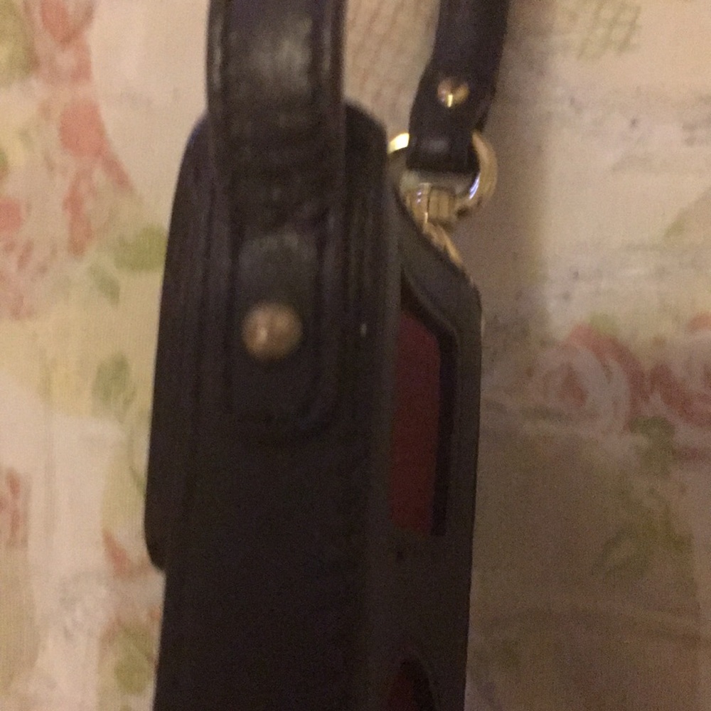 EUC Kate Spade iPod holder - Picture 5 of 9